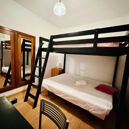 Punta Me Rooms Near The Gran Via Madrid Eksteriør bilde