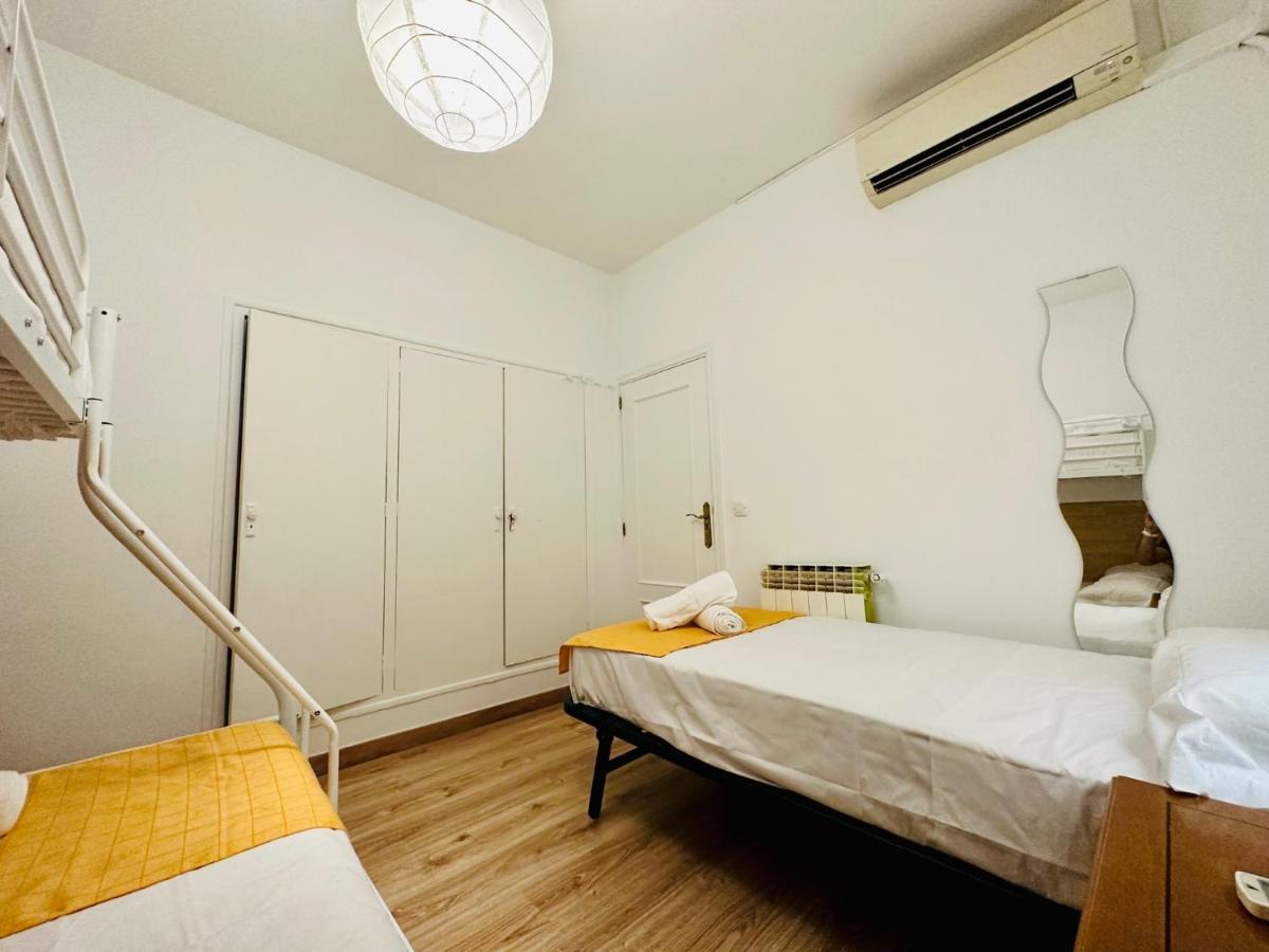Punta Me Rooms Near The Gran Via Madrid Eksteriør bilde