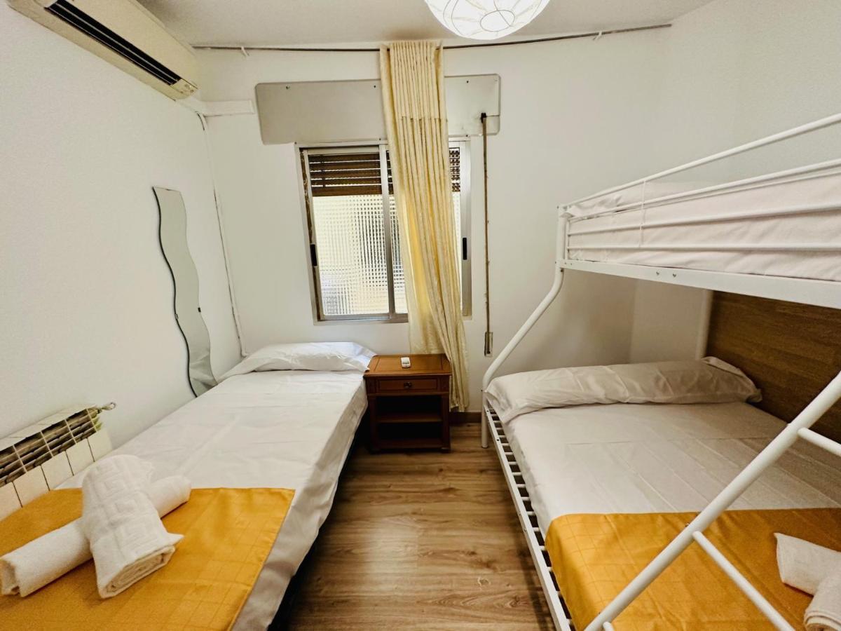 Punta Me Rooms Near The Gran Via Madrid Eksteriør bilde